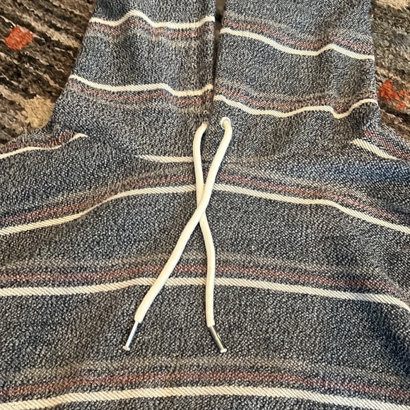 Quicksilver Hoodie - Picture 3 of 3